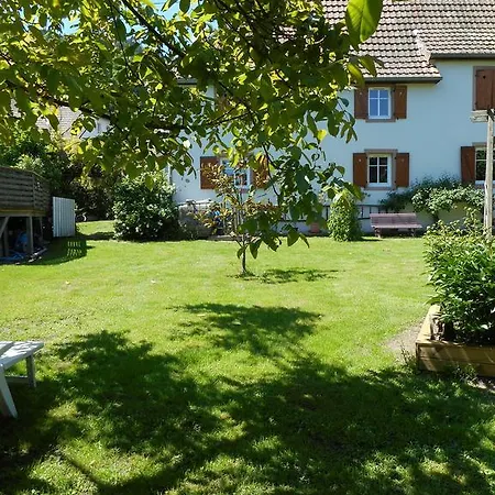 Frühstückspension La Charmaie 3*